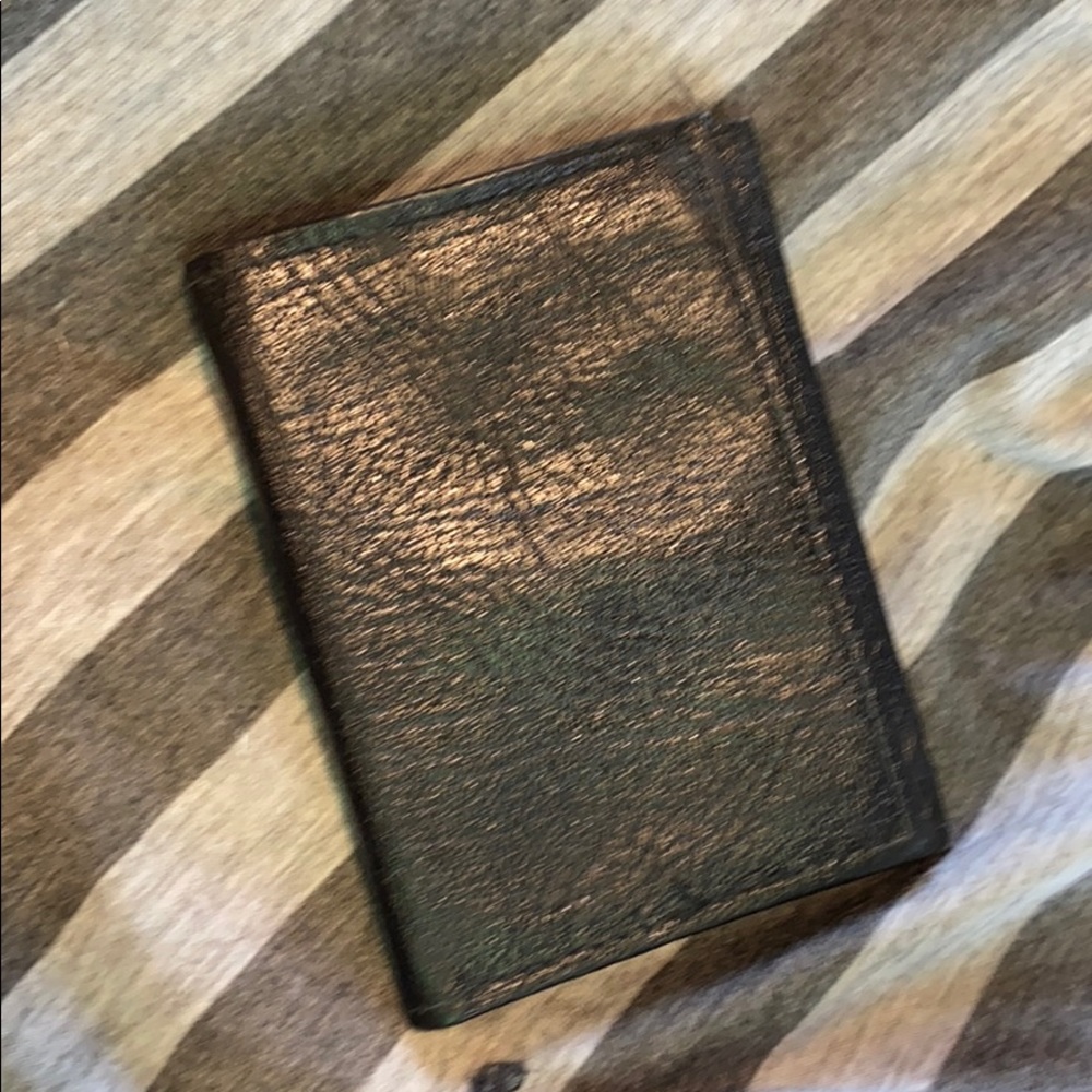 Thin Black faux leather clean wallet